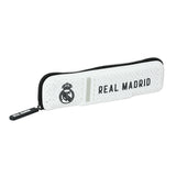 Estuche portatodo estrecho de silicona Real Madrid Safta disponible en papeleria en Badajoz