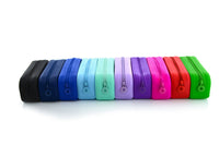 Estuche rectangular de silicona colores pastel y fuertes – disponible en papelería Badajoz Be To Be Menacho y Valdepasillas